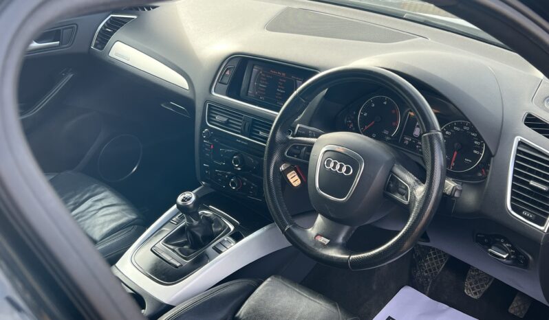 Audi Q5 2.0 TDI S line Special Edition quattro Euro 5 (s/s) 5dr, 2011 model full