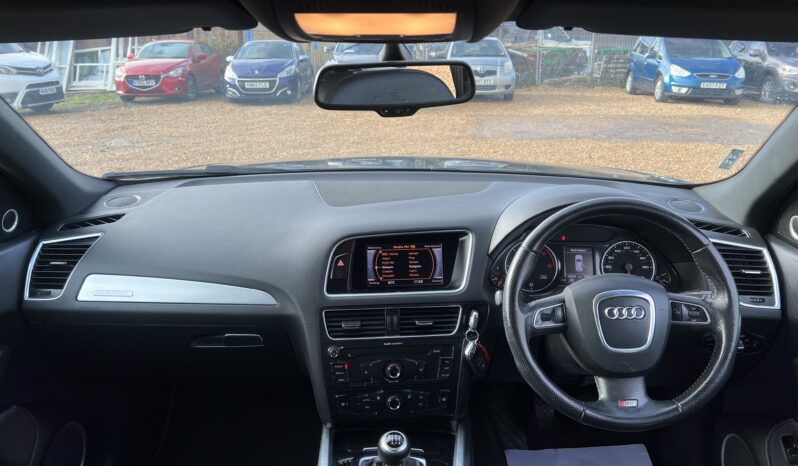 Audi Q5 2.0 TDI S line Special Edition quattro Euro 5 (s/s) 5dr, 2011 model full