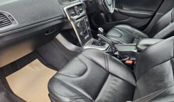 Volvo V40 1.6 D2 SE Lux Euro 5 (s/s) 5dr, 2015 model full