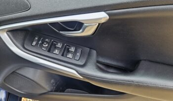 Volvo V40 1.6 D2 SE Lux Euro 5 (s/s) 5dr, 2015 model full