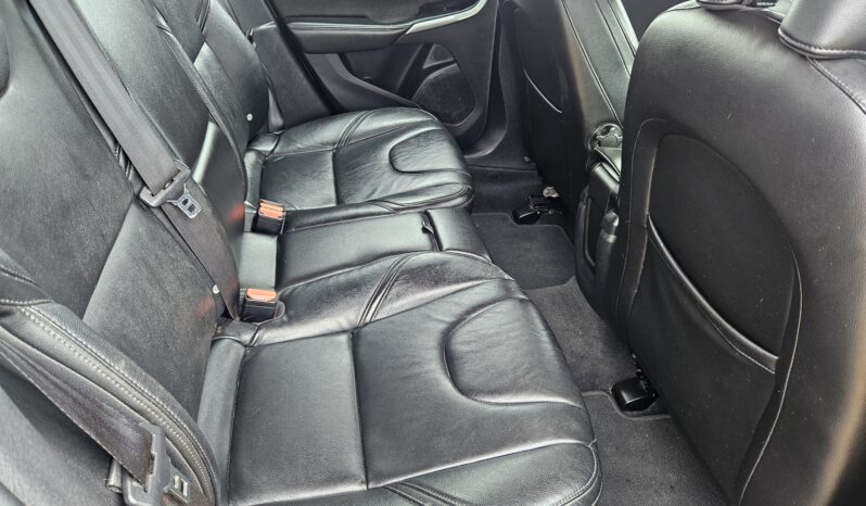 Volvo V40 1.6 D2 SE Lux Euro 5 (s/s) 5dr, 2015 model full