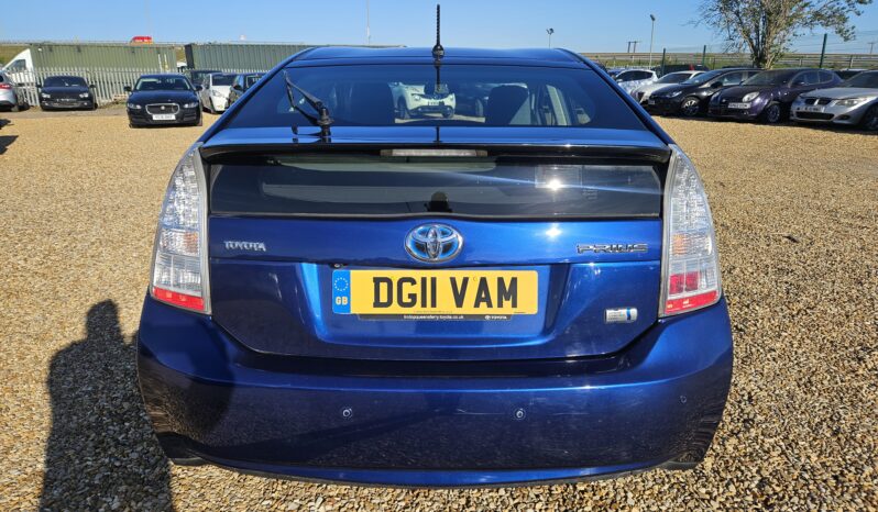 Toyota Prius 1.8 VVT-h T Spirit CVT Euro 5 (s/s) 5dr, 2011 model full