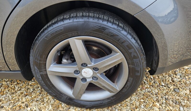 SEAT Altea XL 1.6 TDI Ecomotive CR I TECH Euro 5 (s/s) 5dr, 2014 model full