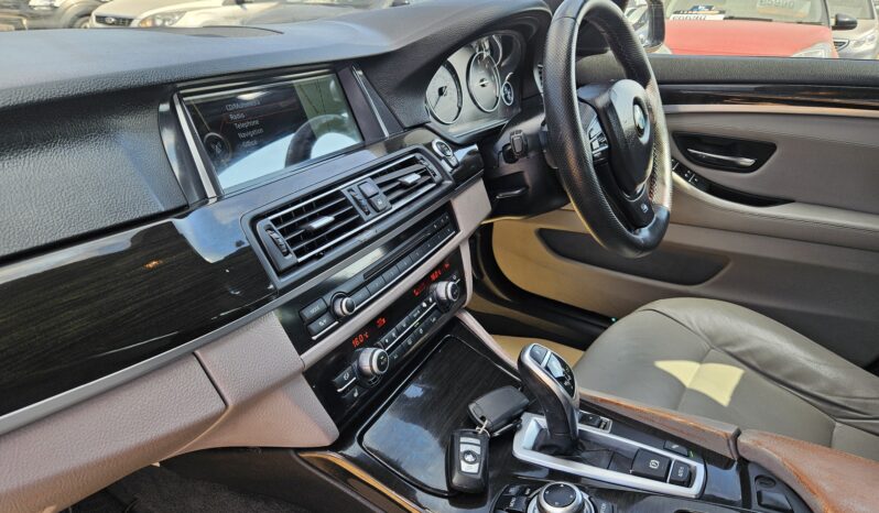 BMW 5 Series 2.0 525d M Sport Steptronic Euro 5 (s/s) 4dr, 2012 model full