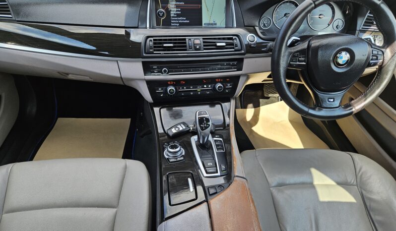BMW 5 Series 2.0 525d M Sport Steptronic Euro 5 (s/s) 4dr, 2012 model full