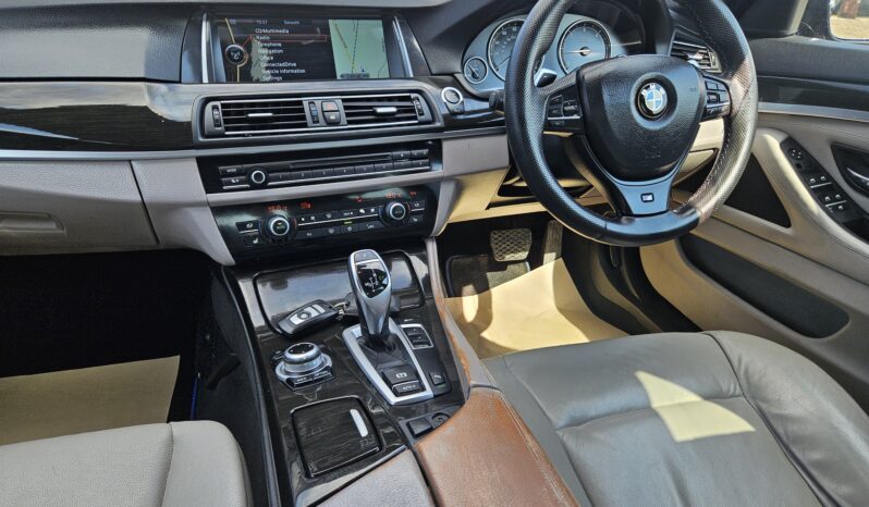 BMW 5 Series 2.0 525d M Sport Steptronic Euro 5 (s/s) 4dr, 2012 model full