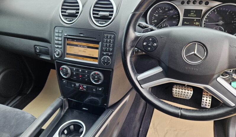 Mercedes-Benz M Class 3.0 ML350 CDI V6 BlueEfficiency Sport G-Tronic 4WD Euro 5 5dr, 2011 model full