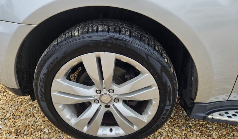 Mercedes-Benz M Class 3.0 ML350 CDI V6 BlueEfficiency Sport G-Tronic 4WD Euro 5 5dr, 2011 model full