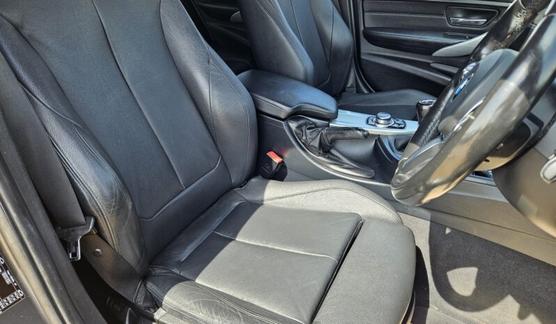 BMW 3 Series 2.0 320i M Sport Euro 6 (s/s) 4dr, 2015 model full
