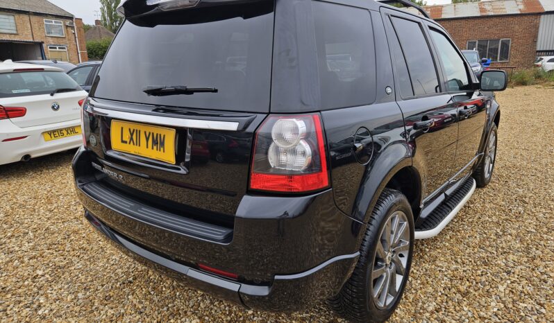 Land Rover Freelander 2 2.2 SD4 Sport LE CommandShift 4WD Euro 5 5dr, 2011 model full