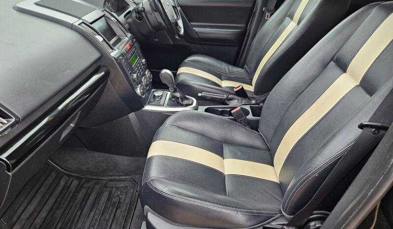 Land Rover Freelander 2 2.2 SD4 Sport LE CommandShift 4WD Euro 5 5dr, 2011 model full