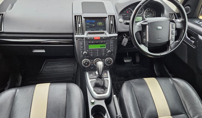 Land Rover Freelander 2 2.2 SD4 Sport LE CommandShift 4WD Euro 5 5dr, 2011 model full