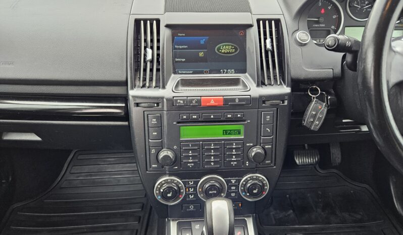 Land Rover Freelander 2 2.2 SD4 Sport LE CommandShift 4WD Euro 5 5dr, 2011 model full
