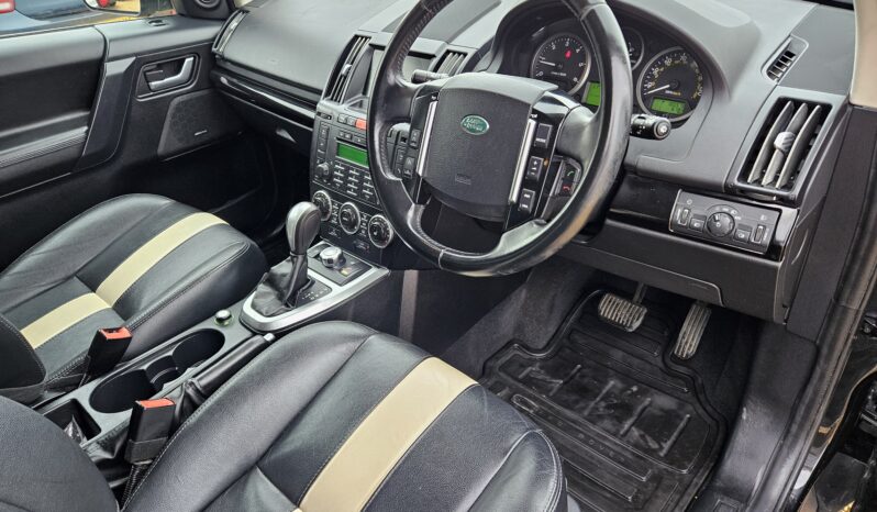 Land Rover Freelander 2 2.2 SD4 Sport LE CommandShift 4WD Euro 5 5dr, 2011 model full